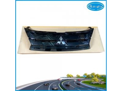 Mặt Ca Lăng Xpander 2022