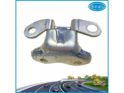 Bản Lề Cửa Sau Altis 2023