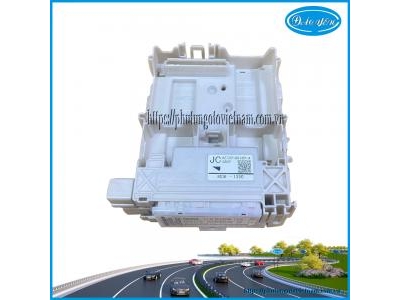 Hộp Cầu Chì Trong Taplo Innova 2019  82730-0K160