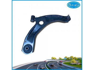 Càng A Toyota Raize