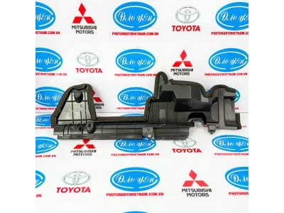 Ốp Nhựa Két Nước Innova Cross 2024 16595-VT020