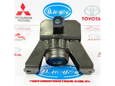Cao Su Chân Máy Dầu RH Mitsubishi Xpander 2020- NISTO-1093A183
