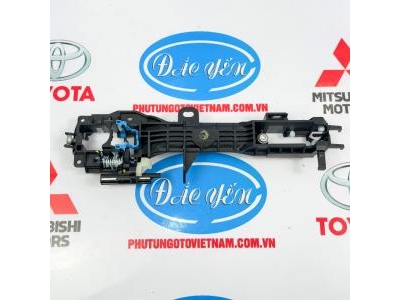 Đế Tay Nắm Sau Xpander Cross 2023 5716A871, 5716A872