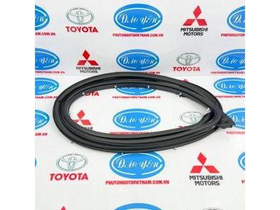 Ron Cánh Cửa Trước Mitsubishi Attrage 2023 5725A211, 5725A212