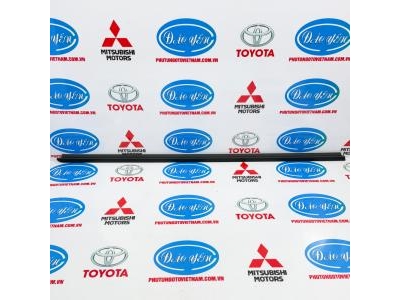 Lông Mi Ngoài Trước Attrage 2023 5727A267, 5727A268