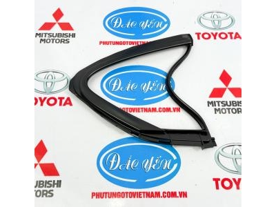 Ron Kính Chết Sau Mitsubishi Attrage 2021 5740A151, 5740A152