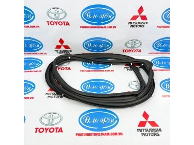 Ron Cánh Cửa Sau Mitsubishi Attrage 2023 5755A279, 5755A280