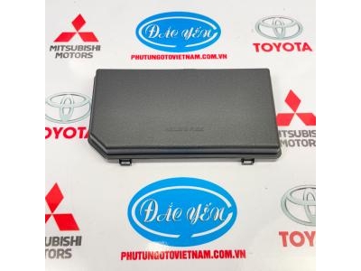 Nắp Trên Toyota Prado 2015 82662-60650