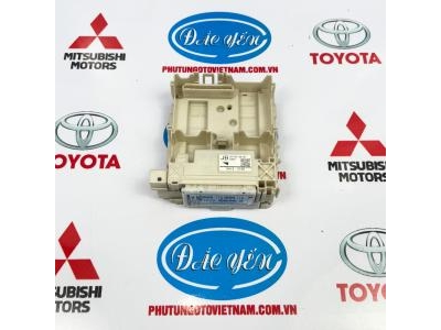 Hộp Cầu Chì Trong Fortuner 2019 (Bản 2.4 AT) 82730-0K791