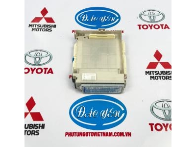 Hộp Cầu Chì Trong Prado 2017 82730-60190