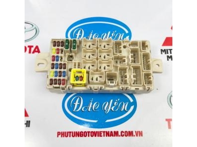 Hộp Cầu Chì Trong Attrage 8565A277