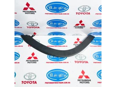 Cua Vè Sau Innova Cross 2024 75606-VT020, 75605-VT020