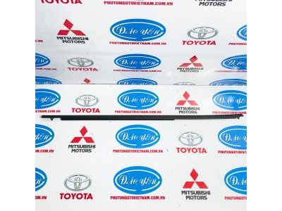 Lông Mi Cửa Sau Altis 2022 75730-02530, 75740-02530