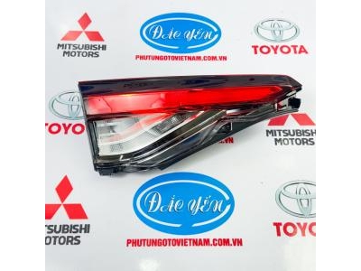 Đèn Cốp Altis 2022 81581-02C80, 81591-02C80