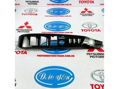 Ốp Công Tắc Bấm Kính Tổng Camry 2019 (Bản 2.5Q) 74232-06C60