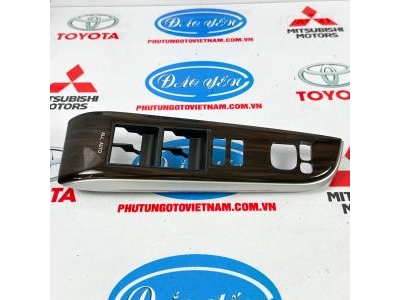 Ốp Công Tắc Bấm Kính Tổng Camry 2017 74232-06850-E0