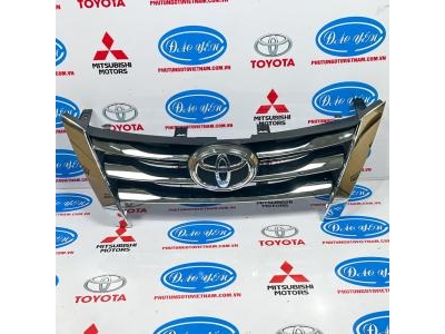 Mặt Galant Fortuner 2019  53100-0KD00