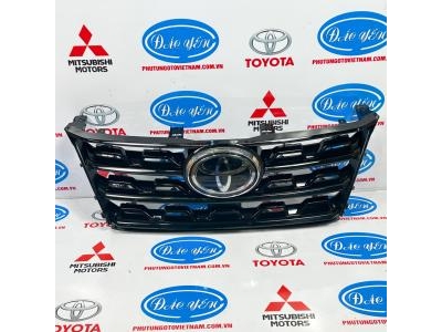 Mặt Galant Toyota Fortuner 2022  53100-0KP90