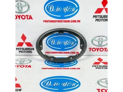 Đế Gắn Lô Gô Hilux 2015 53127-0K010