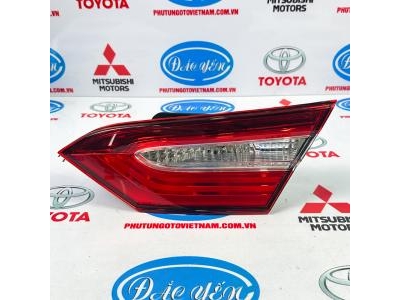Đèn Cốp 2.0G Camry 2019 81580-06680, 81590-06680