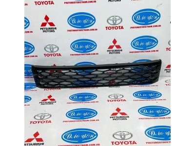 Ốp Mặt Galang ( Ca Lăng ) hilux 2028