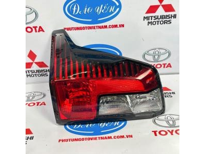 Đèn Hậu Toyota Hilux 2026