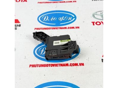 Hộp Điều Khiển Lạnh Altis 2015 88650-02F90