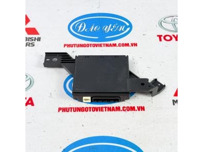 Hộp Điều Khiển Lạnh Camry 2013 88650-33A70