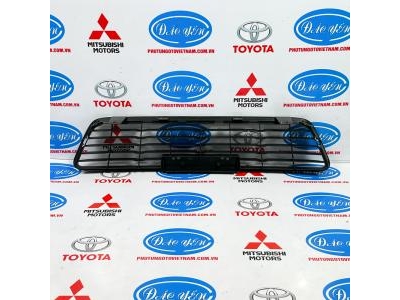 Lưới Cản Trước Hilux 2015 53112-0K120