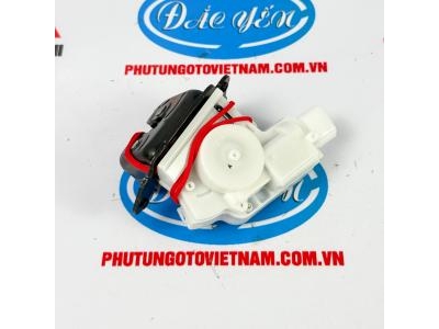 Khóa Ngậm Cốp Sau Yaris Cross 2023 69350-0K190
