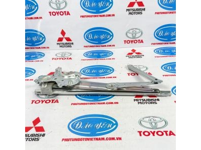 Compa Kính Cửa Trước Altis 2014 69801-0D180, 69802-0D190
